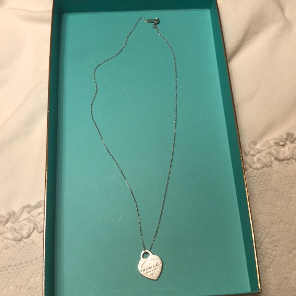 Tiffany & co. Heart necklace